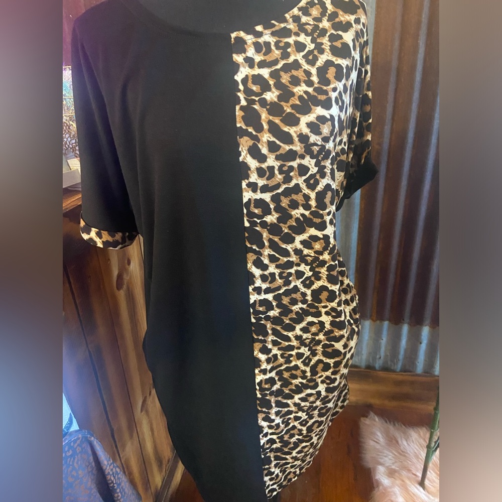 Leopard color block tshirt dress with pockets